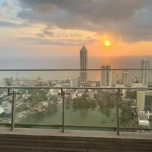 Séjour chez l'habitant Altair Luxury By Miracle, Colombo